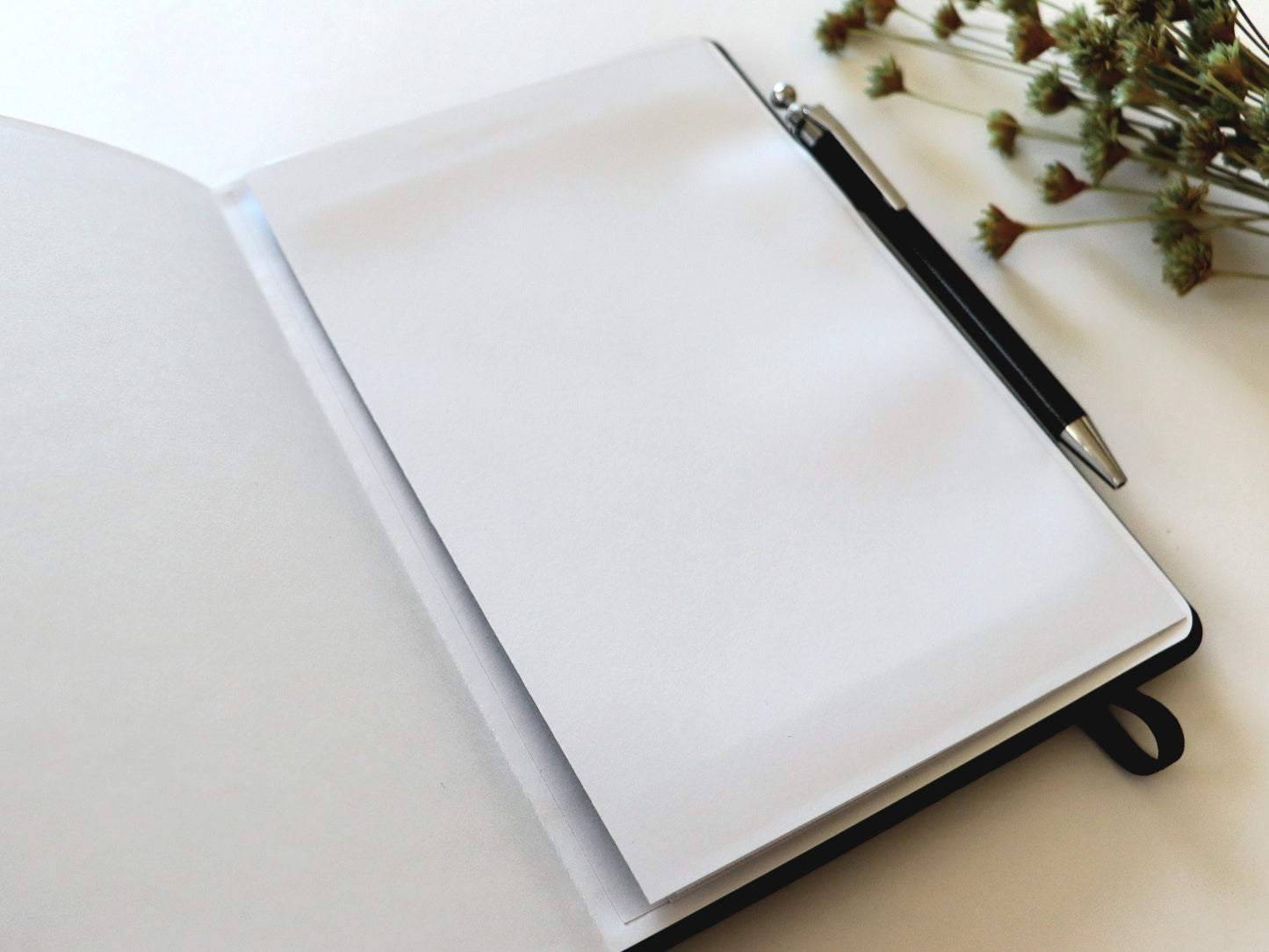 Yoongi Lotus Flower Journal and Charm Pen Set