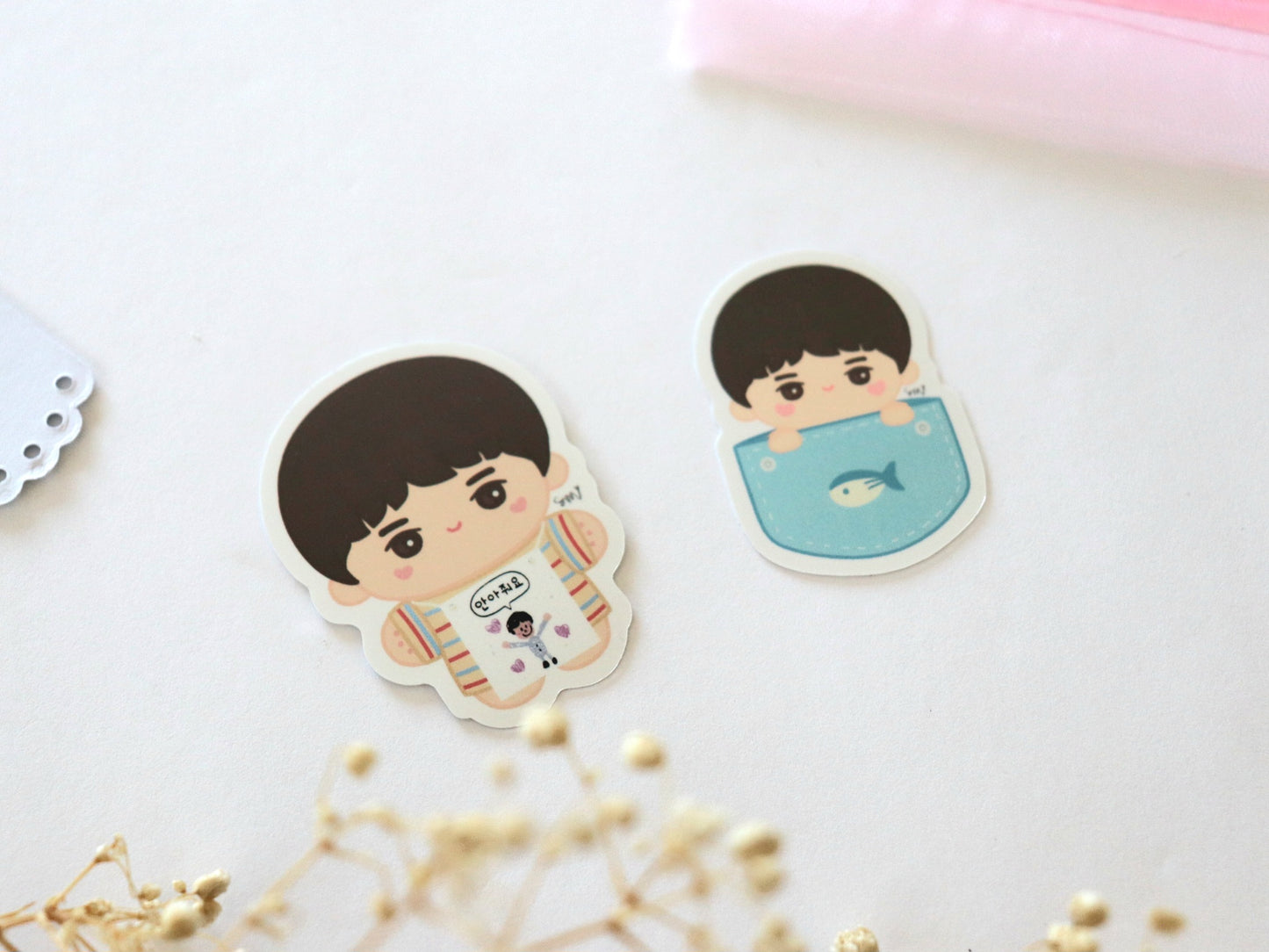 Pocket-sized Hug Me Jinnie Mini Sticker Set