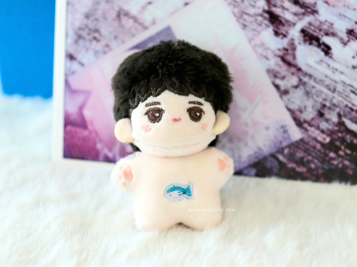 [PRE-ORDER] Pocket-Sized Hug Me Jinnie Doll | Est. Ship Date: January 2026 (read description)