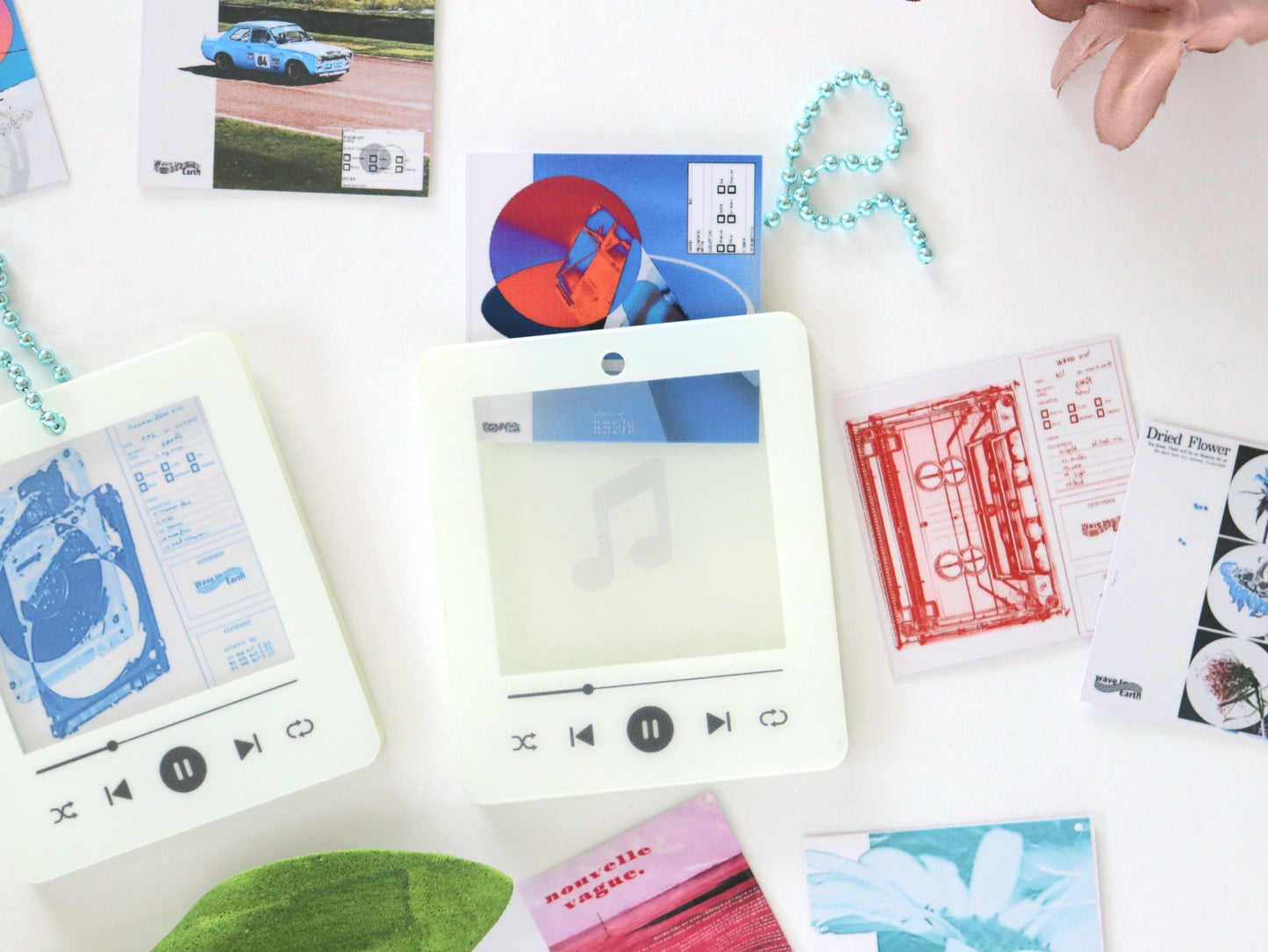 Mini Playlist Photoholder - Wave to Earth Edition