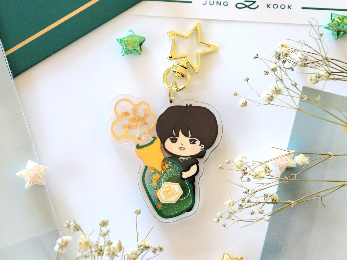 Jungkook's Golden Champagne Liquid Shaker Keychain