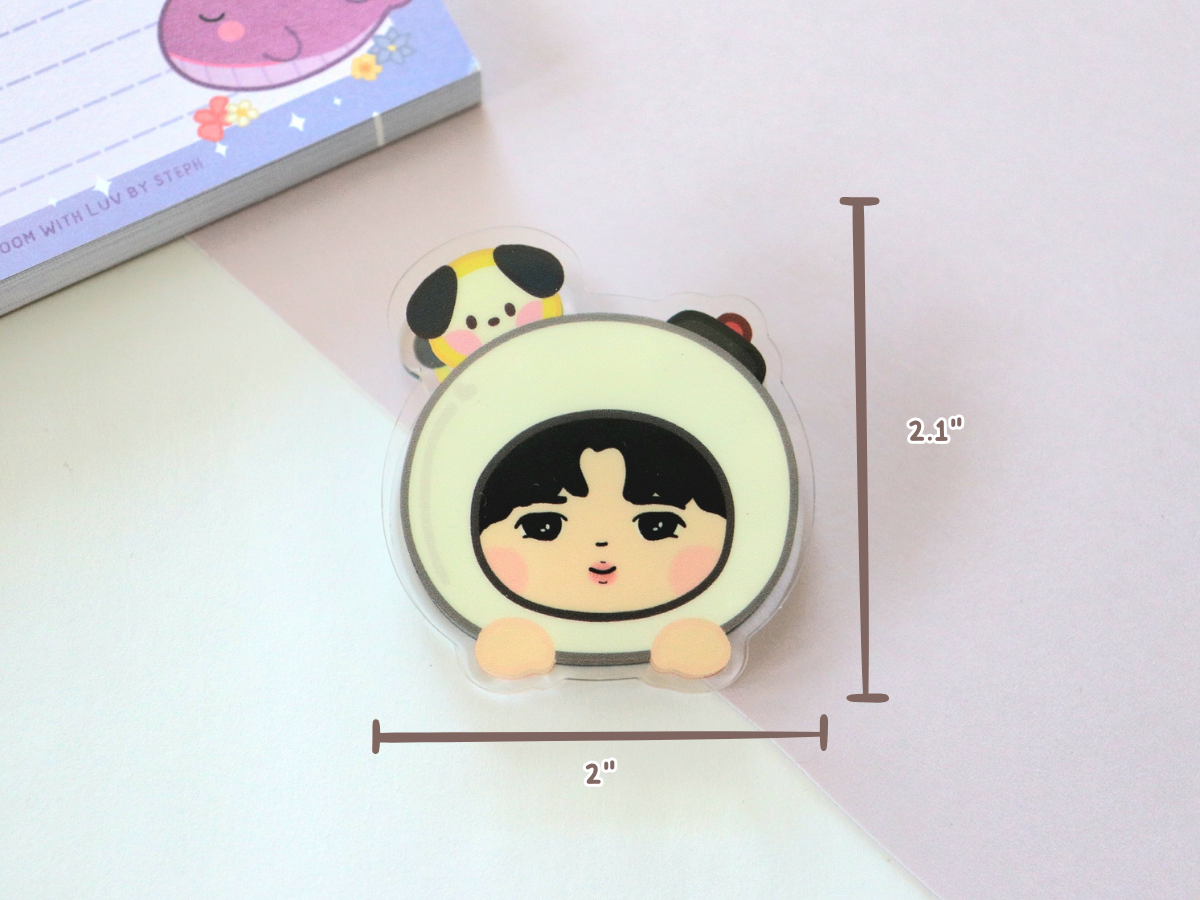Forever ARMY's Light Acrylic Binder Clip