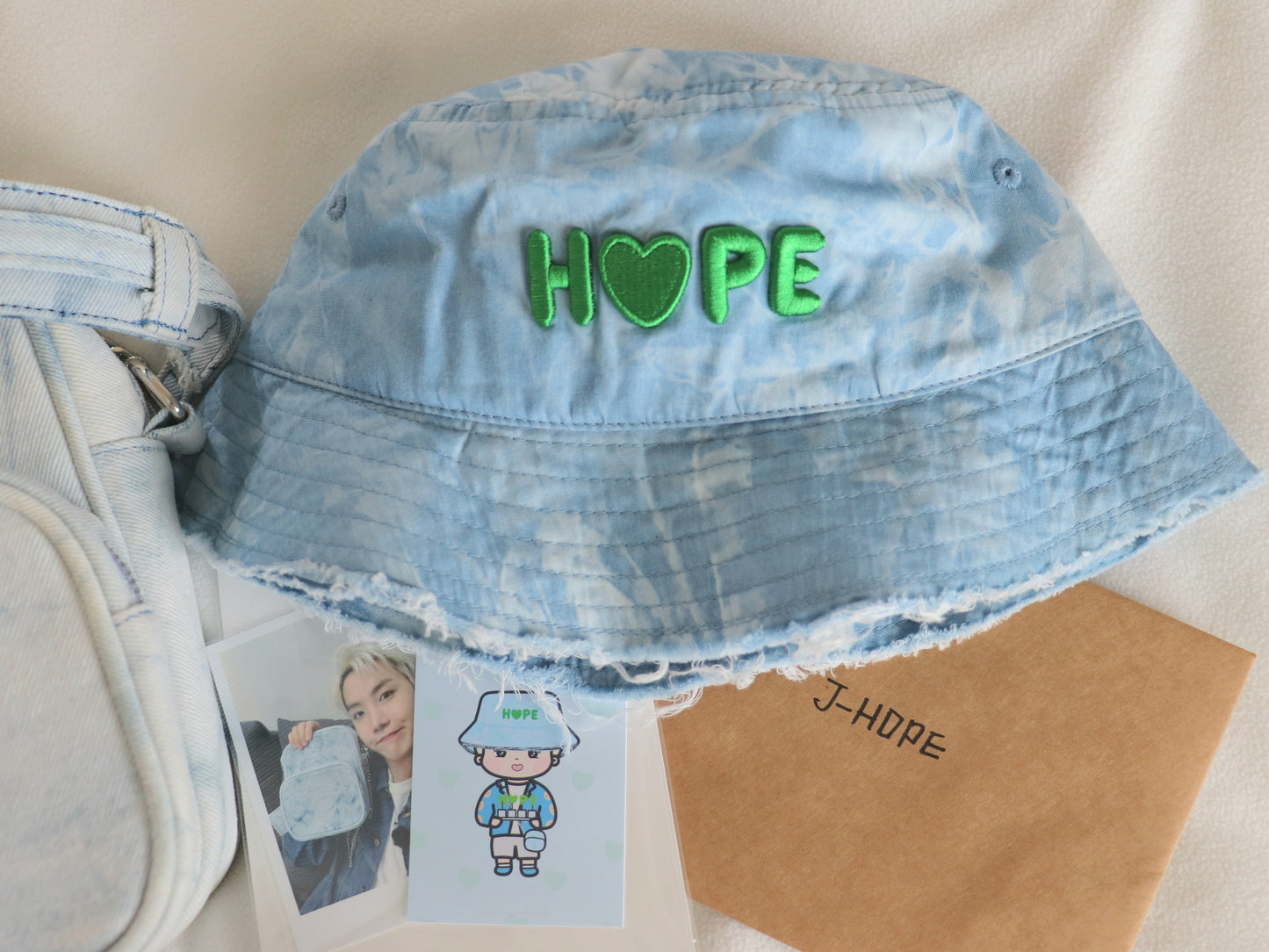 H♡PE Denim Bucket Hat